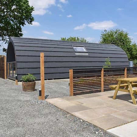 Отель Hill Farm Retreat Wangford Экстерьер фото