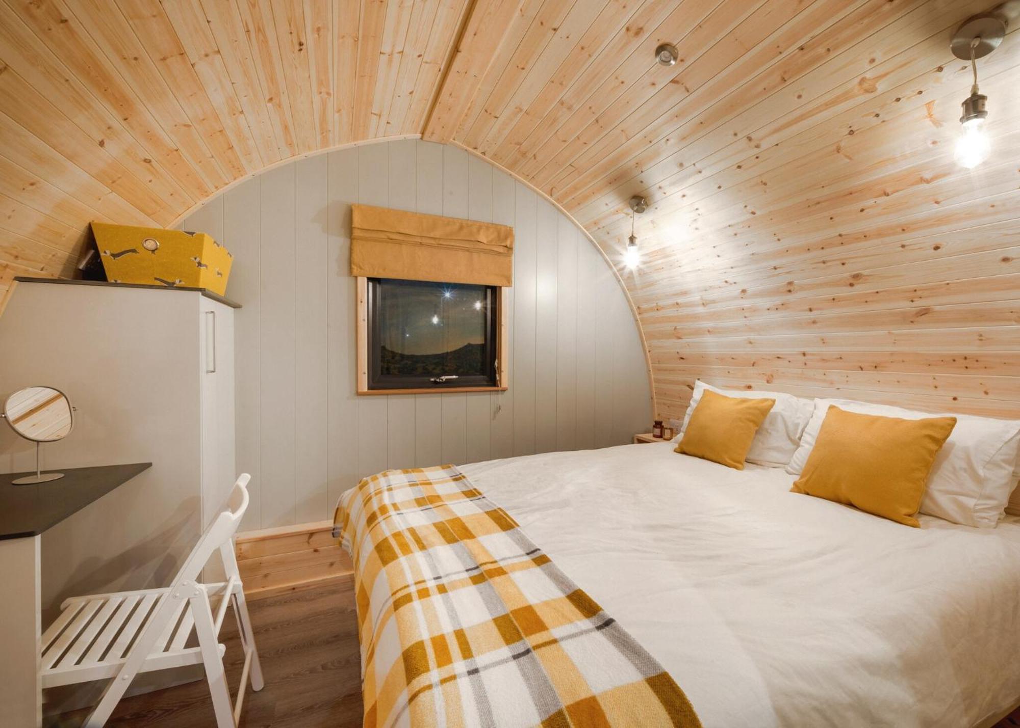Отель Hill Farm Retreat Wangford Экстерьер фото